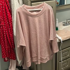 Women’s medium light pink boutique tunic